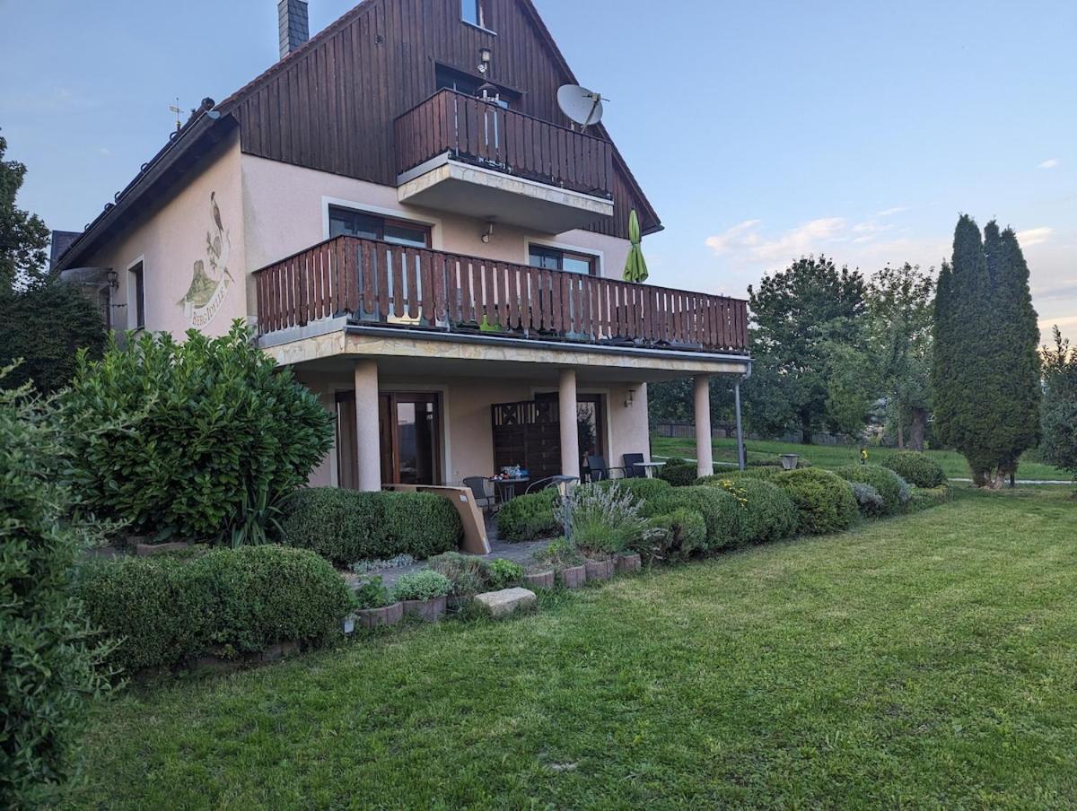 Appartamento S2 - Urlaubsmagie - Am Wanderweg Mit Terrasse Sebnitz Esterno foto